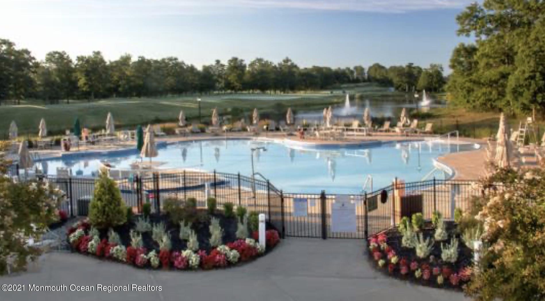 1 Congressional Road Jackson, NJ 08527 - Photo 38 of 45 Westlake Outdoor Pool