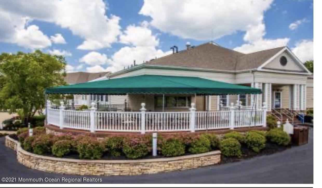 1 Congressional Road Jackson, NJ 08527 - Photo 39 of 45 Westlake - The Lakeside Cafe