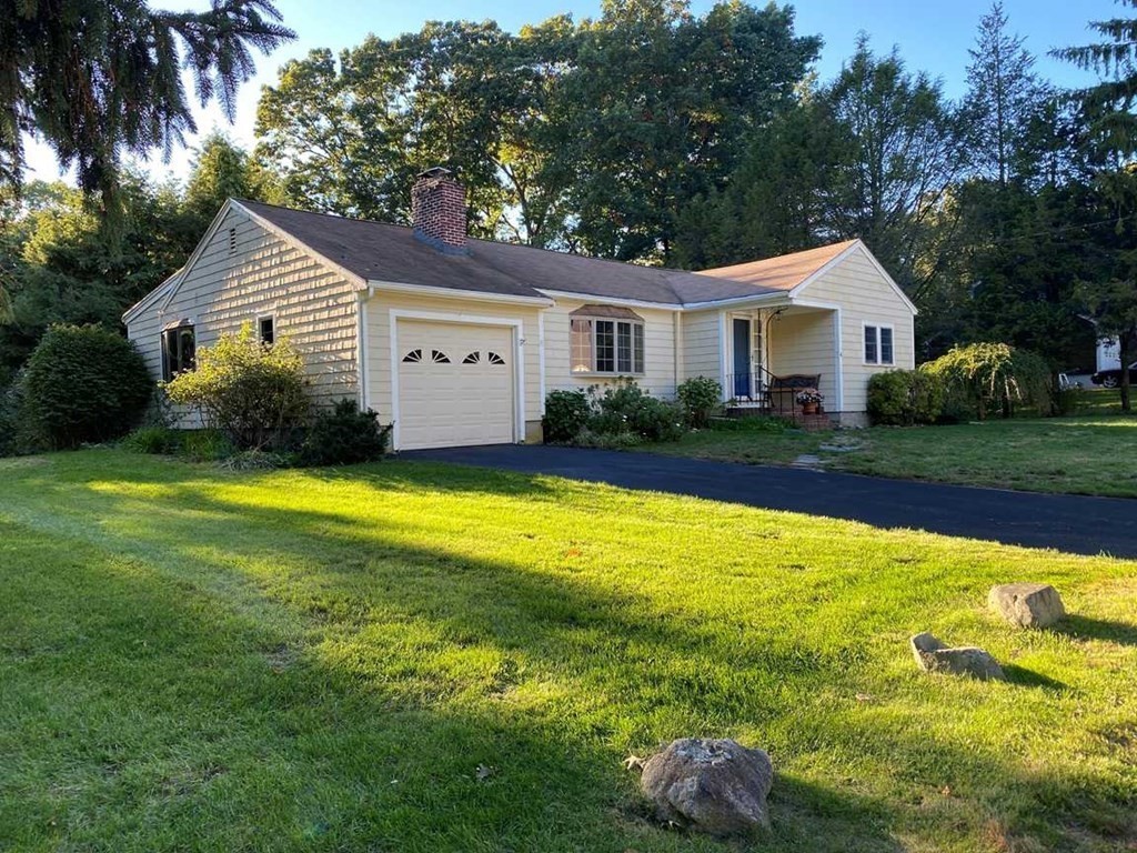 4 Cedarview Road Ipswich, MA 01938 - Photo 3 of 20 a front view of house with yard and green space