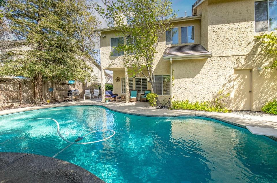 1230 Minarets Avenue Clovis, CA 93611 - Photo 5 of 19 a swimming pool with outdoor view