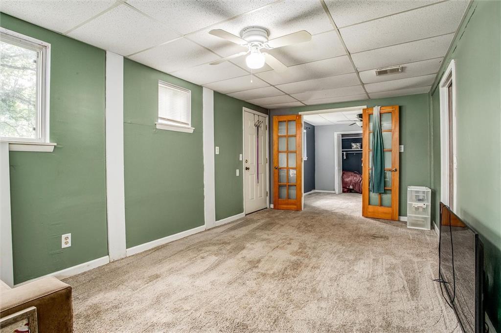 9251 Liggett Road Kansas City, KS 66109 - Photo 25 of 37