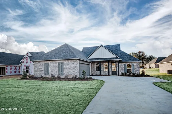 $357,800 | 441 Baleigh Way, Canton, MS 39046