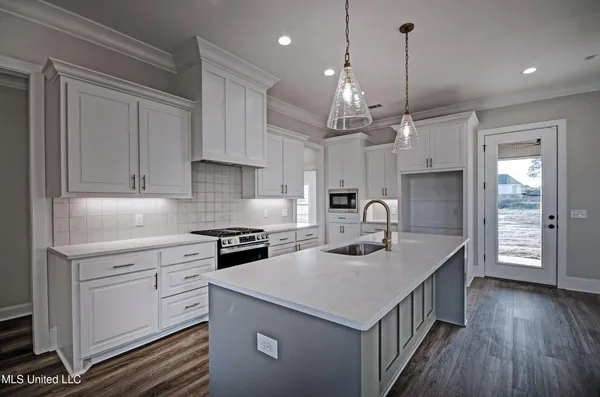 $357,800 | 441 Baleigh Way, Canton, MS 39046