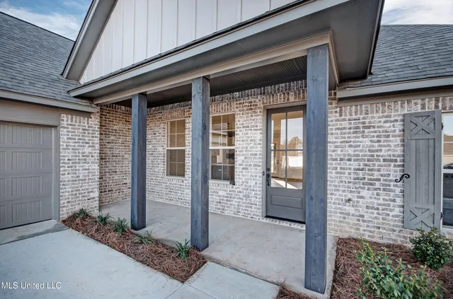 $357,800 | 441 Baleigh Way, Canton, MS 39046