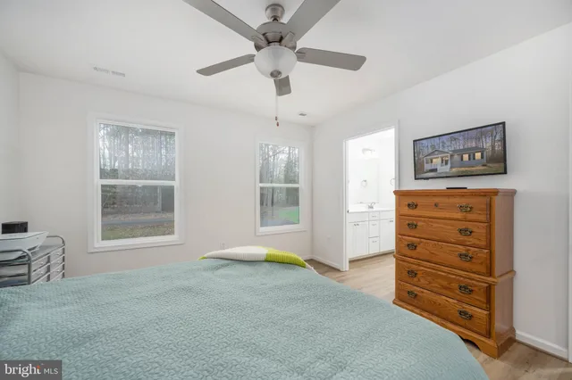 $303,000 | 218 Shorewood Drive, Colonial Beach, VA 22443