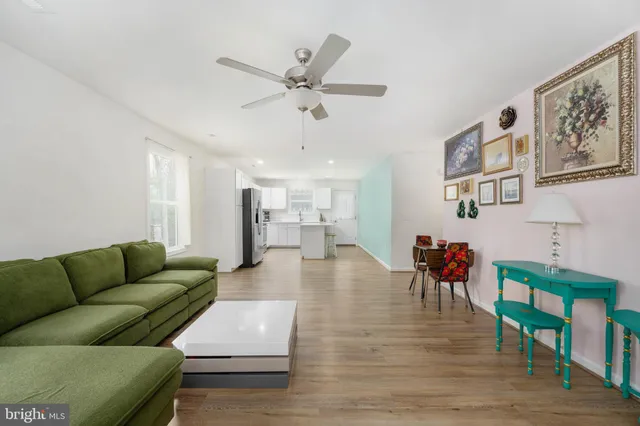 $303,000 | 218 Shorewood Drive, Colonial Beach, VA 22443