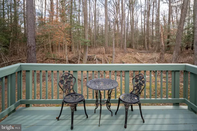 $303,000 | 218 Shorewood Drive, Colonial Beach, VA 22443