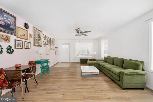 $303,000 | 218 Shorewood Drive, Colonial Beach, VA 22443