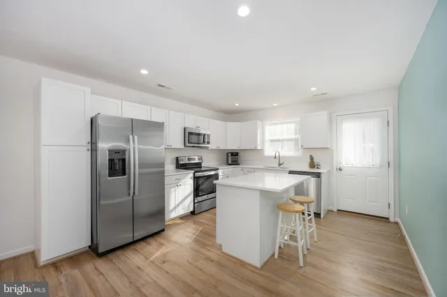 $303,000 | 218 Shorewood Drive, Colonial Beach, VA 22443