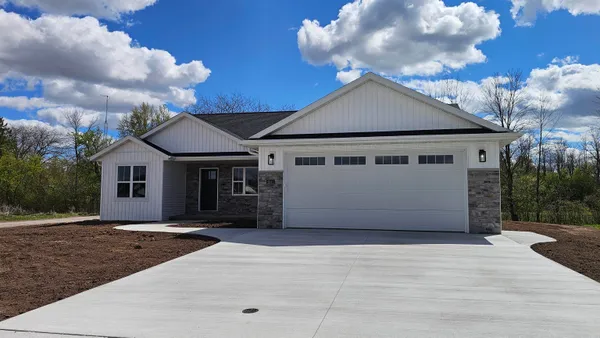 $468,000 | 2511 South Stellita Circle, De Pere, WI 54115