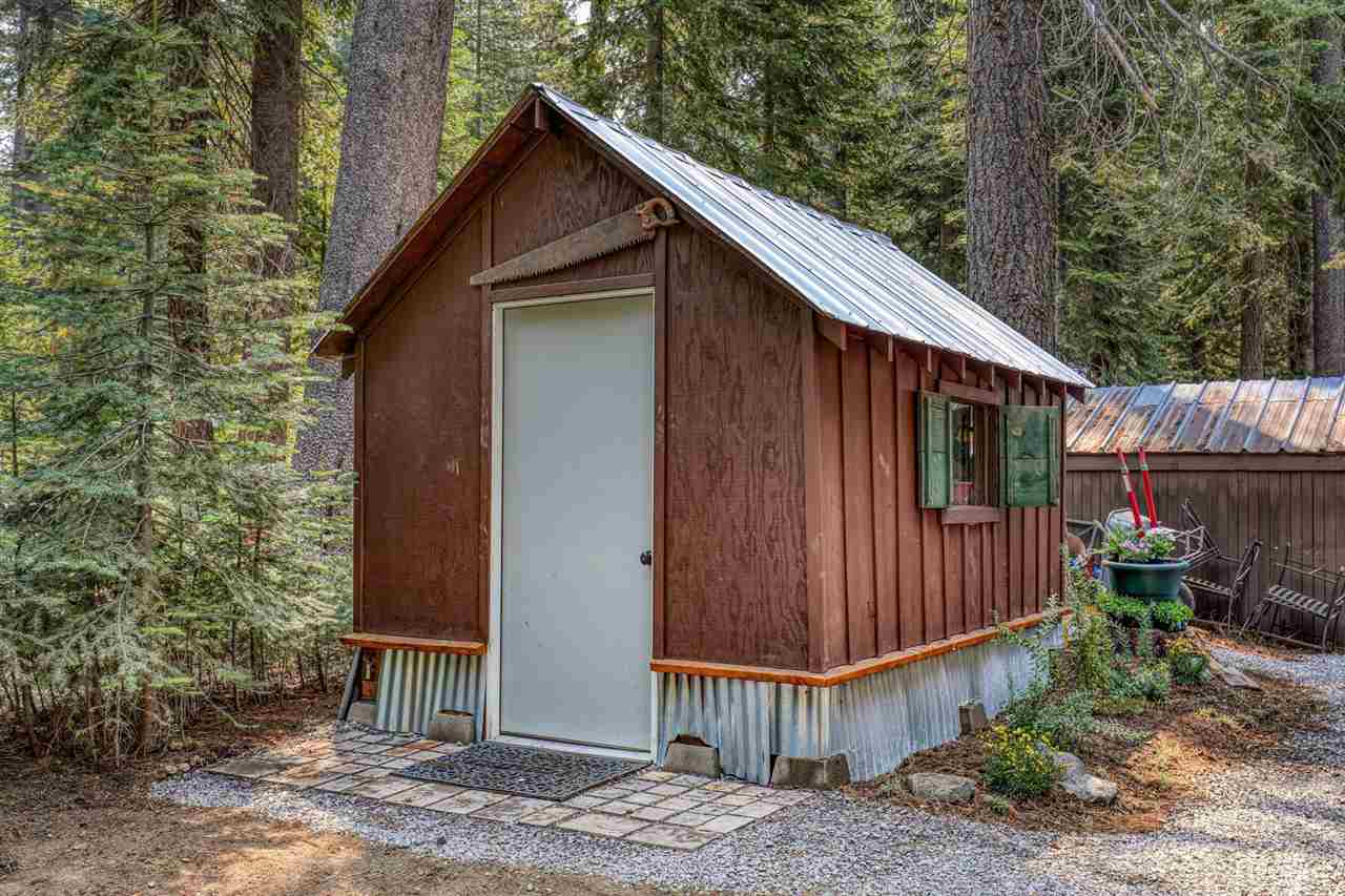 10531 Maple Street Truckee, CA 96161 - Photo 9 of 21