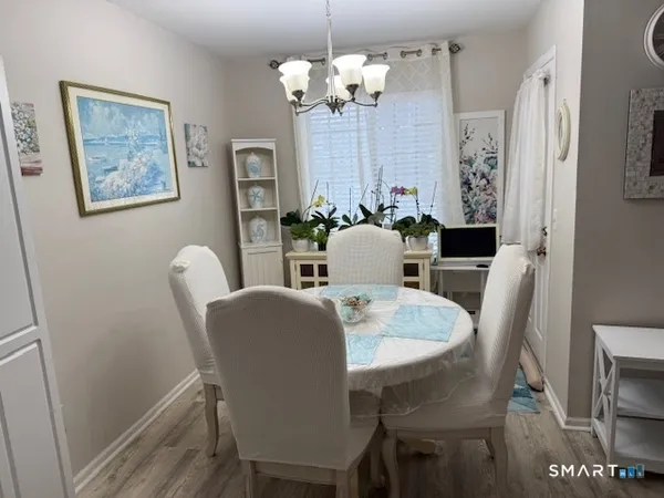 $260,000 | 4 Arlington Court, Unit 4, Brookfield, CT 06804