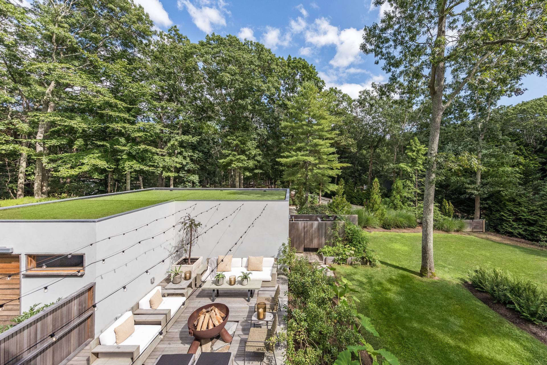 216 Bull Path East Hampton, NY 11937 - Photo 26 of 30