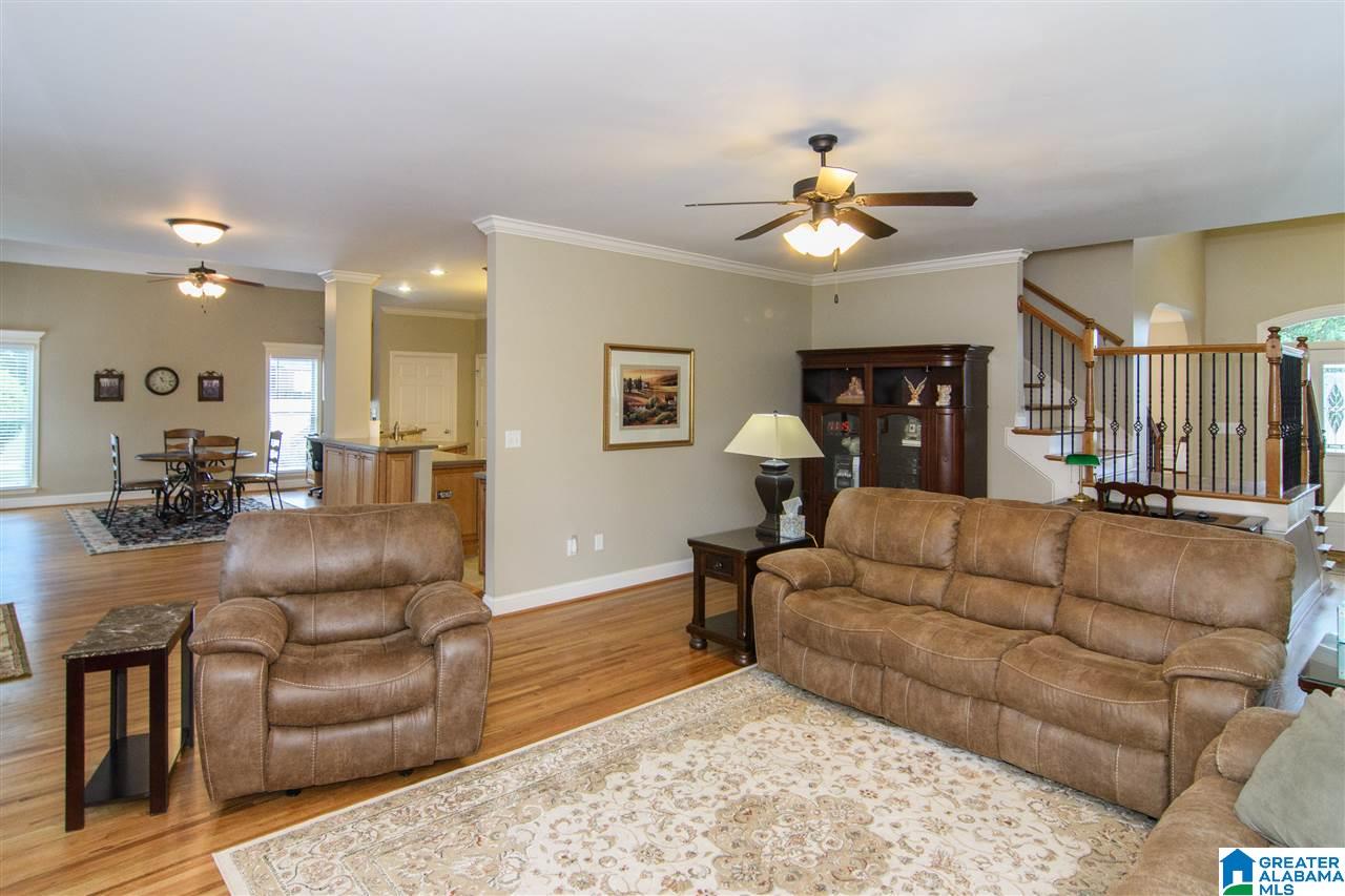 225 Grande View Circle Alabaster, AL 35114 - Photo 7 of 50
