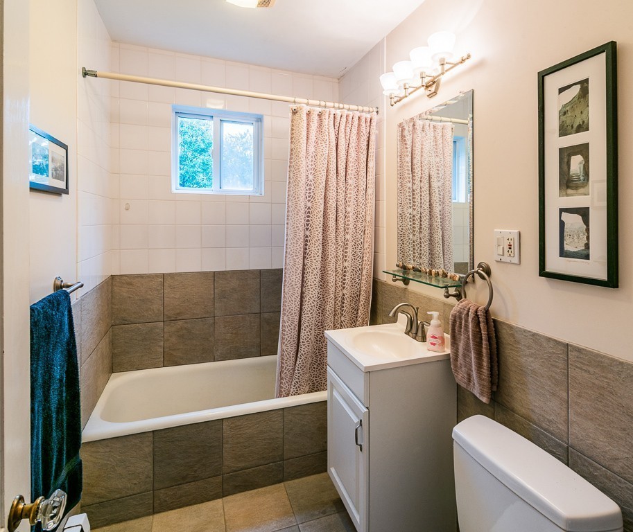 20-22 Jackson Road Belmont, MA 02478 - Photo 8 of 15 Gallery Image 8