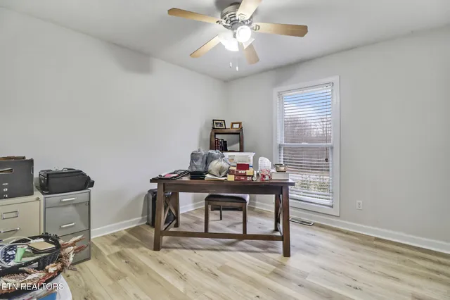 $319,900 | 93 Tower Way, Allardt, TN 38504