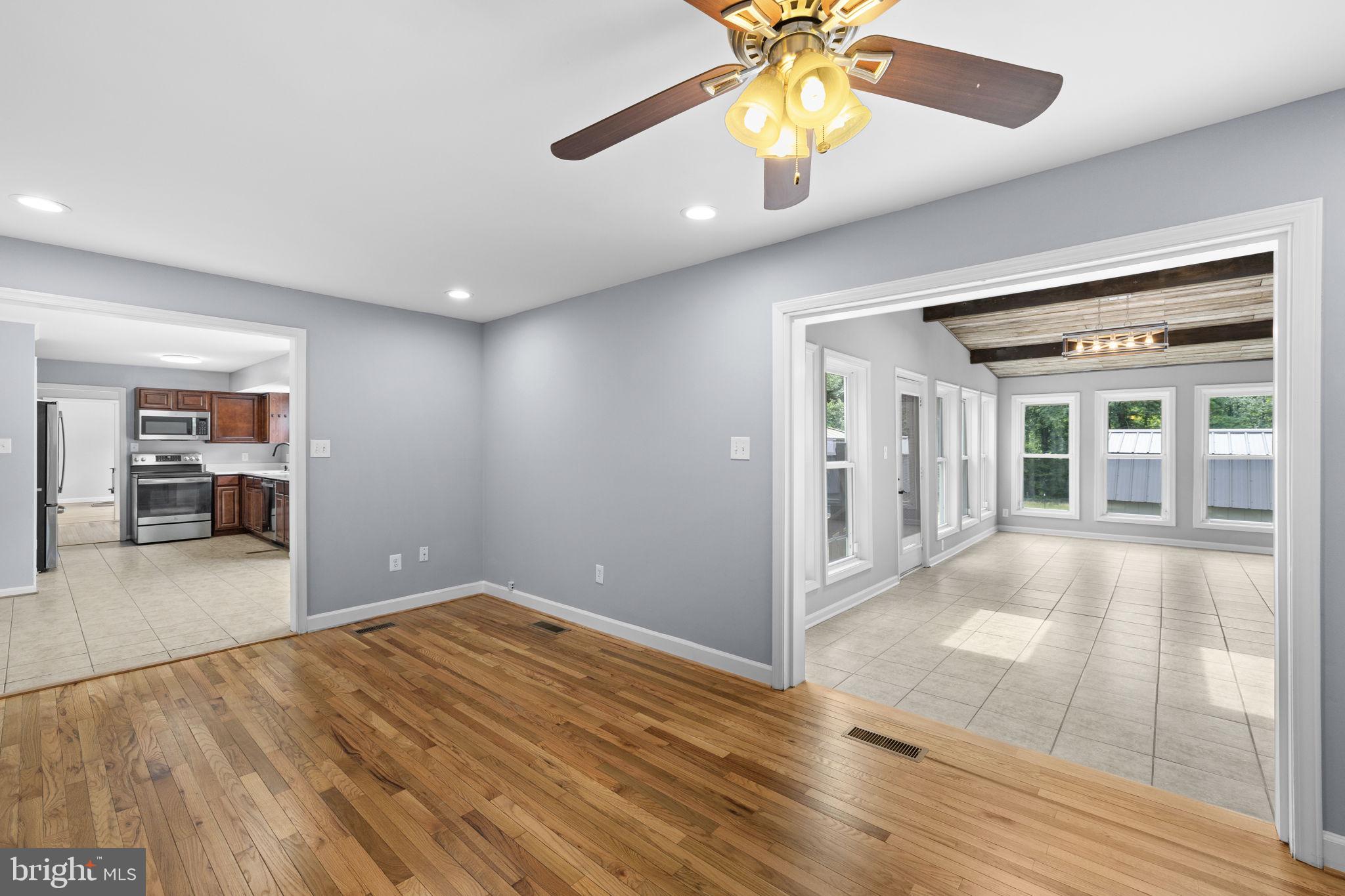 10329 Gordon Road Spotsylvania, VA 22553 - Photo 22 of 48 Dining Room