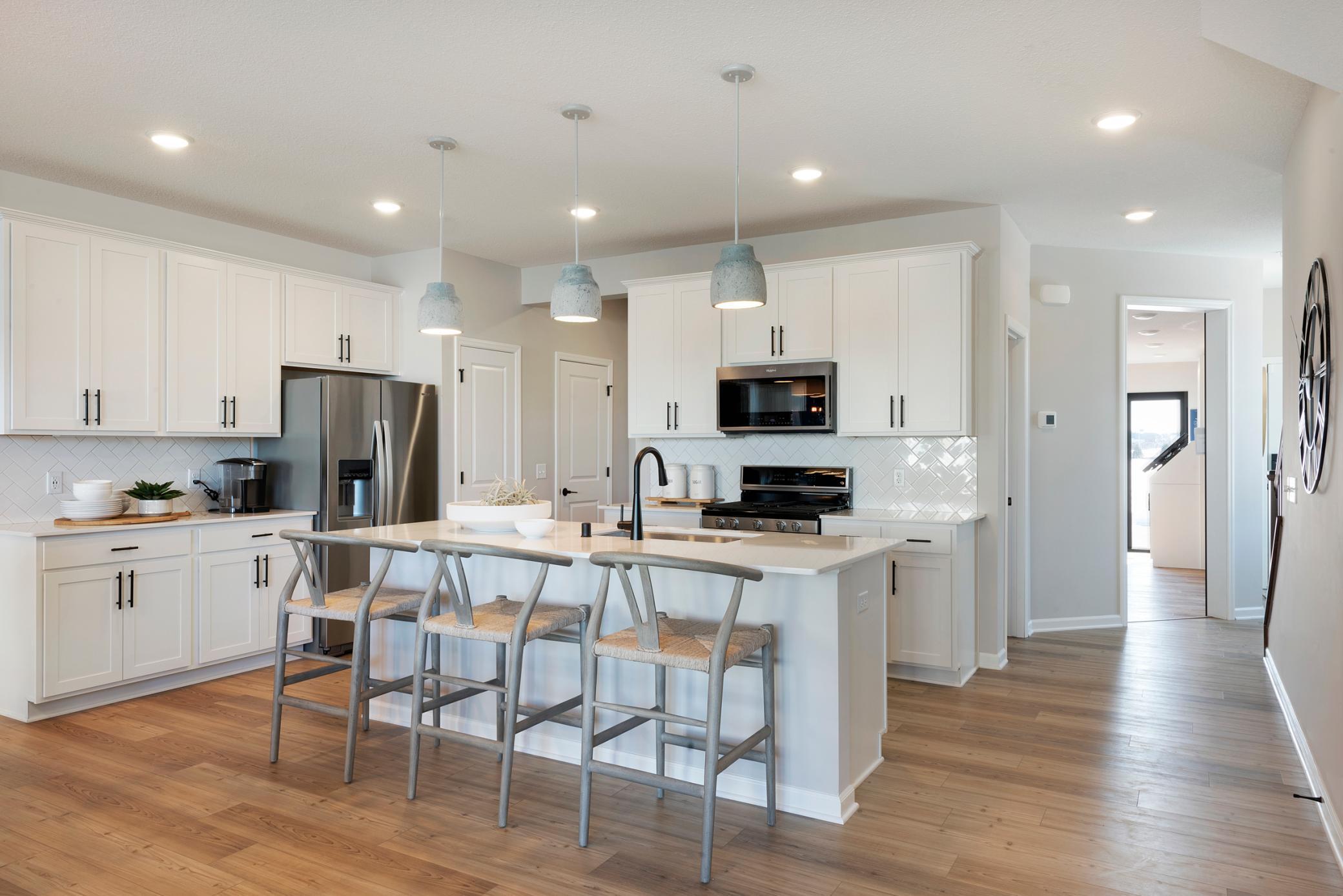 9320 Larimar Trail Eden Prairie, MN 55347 - Photo 2 of 15