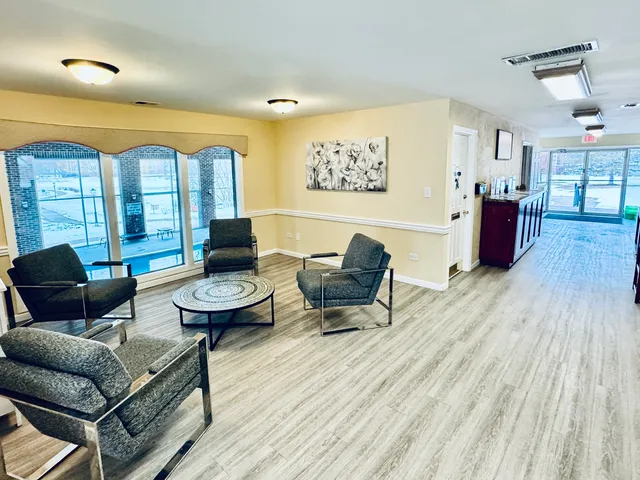 $258,000 | 175 Lake Boulevard, Unit 345, Buffalo Grove, IL 60089