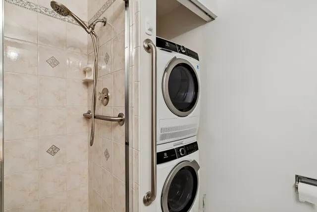 $258,000 | 175 Lake Boulevard, Unit 345, Buffalo Grove, IL 60089