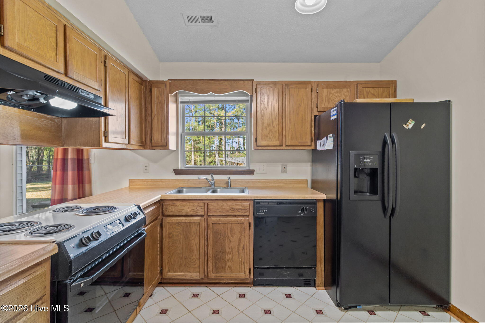 434 Oregon Trail Hubert, NC 28539 - Photo 13 of 44 13-web-or-mls-434 Oregon Trail 33