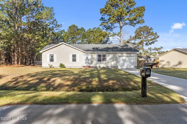 $239,900 | 434 Oregon Trail, Hubert, NC 28539