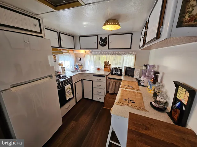 $59,000 | 4 Old Faceful Street, Falling Waters, WV 25419