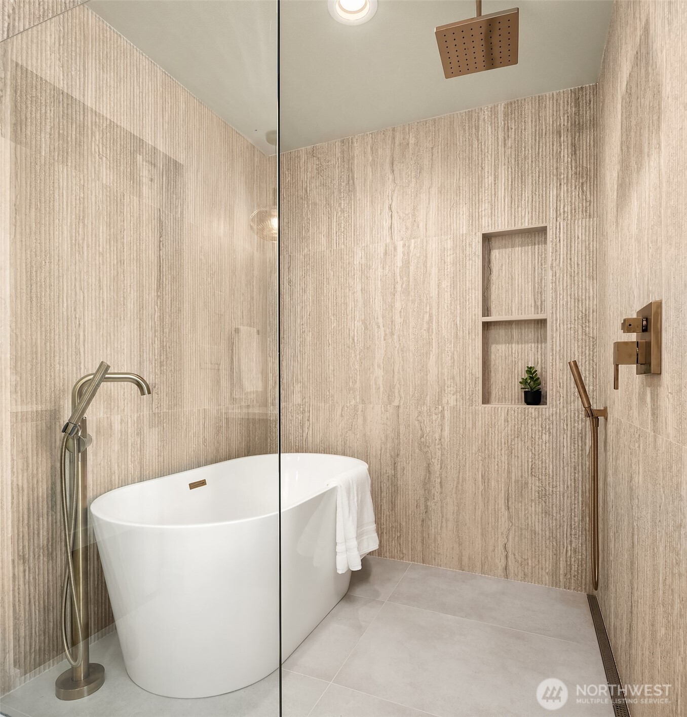 2836 Northwest 73rd Street Seattle, WA 98117 - Photo 33 of 38