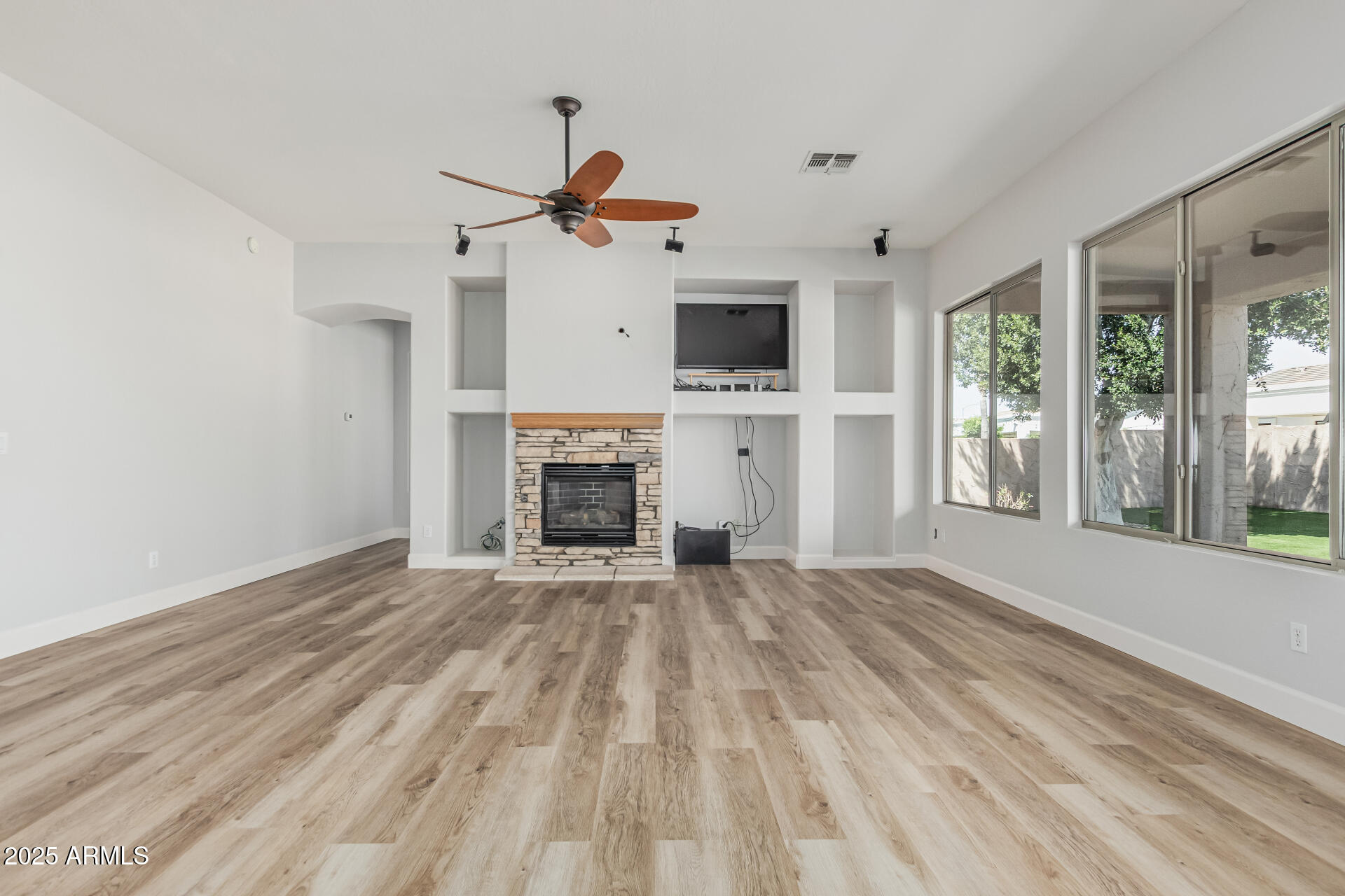 4718 East Decatur Street Mesa, AZ 85205 - Photo 12 of 46 12 Decatur