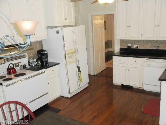 322 Hepler Road Mocksville, NC 27028 - Photo 6 of 16 Kitchen.