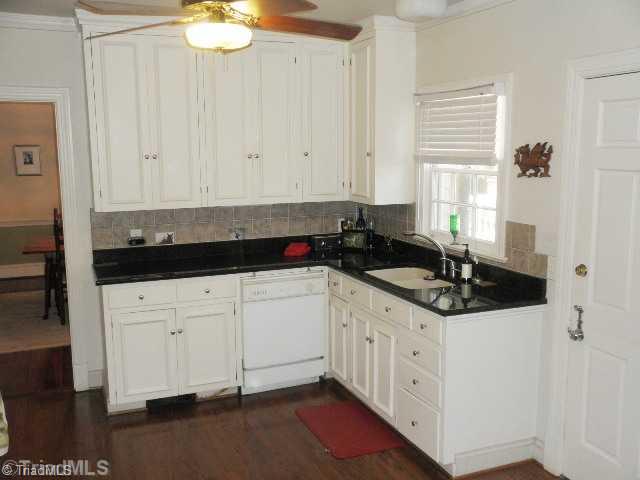 322 Hepler Road Mocksville, NC 27028 - Photo 7 of 16 Kitchen.