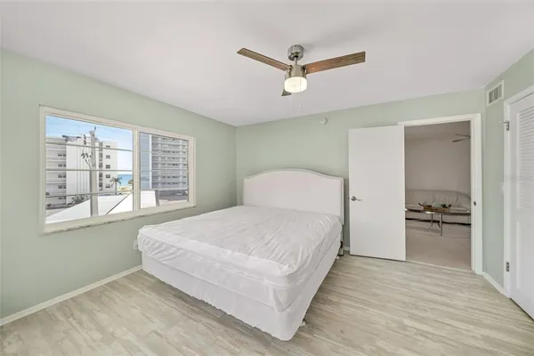 $399,000 | 200 The Esplanade North, Unit C14, Venice, FL 34285