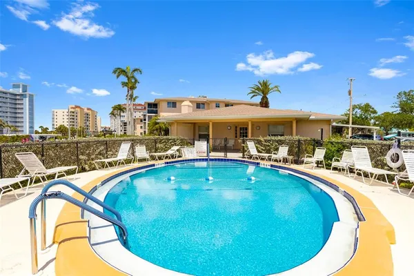 $399,000 | 200 The Esplanade North, Unit C14, Venice, FL 34285