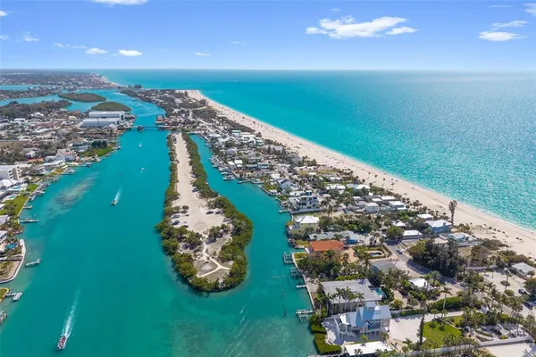 $399,000 | 200 The Esplanade North, Unit C14, Venice, FL 34285