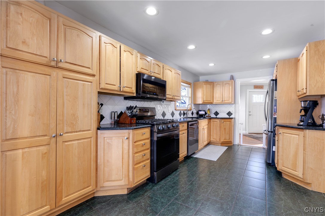 3999 Split Rock Road Onondaga, NY 13031 - Photo 11 of 49