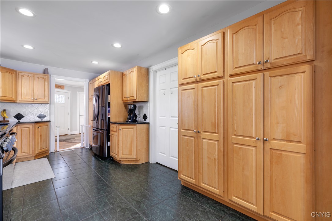 3999 Split Rock Road Onondaga, NY 13031 - Photo 13 of 49