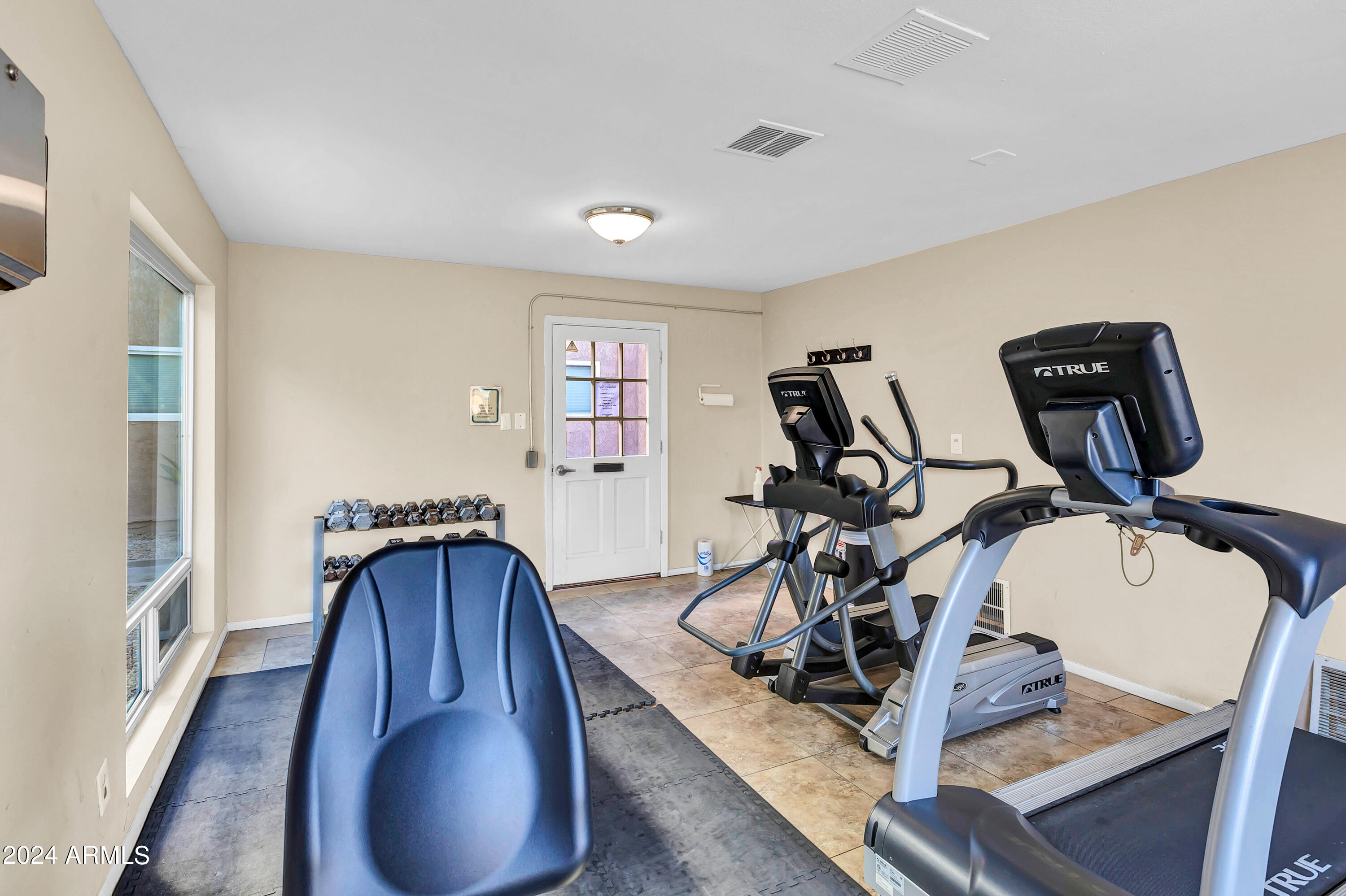 5525 East Thomas Road, Unit F10 Phoenix, AZ 85018 - Photo 33 of 35 SPENGLER CONDO(Phx)-9