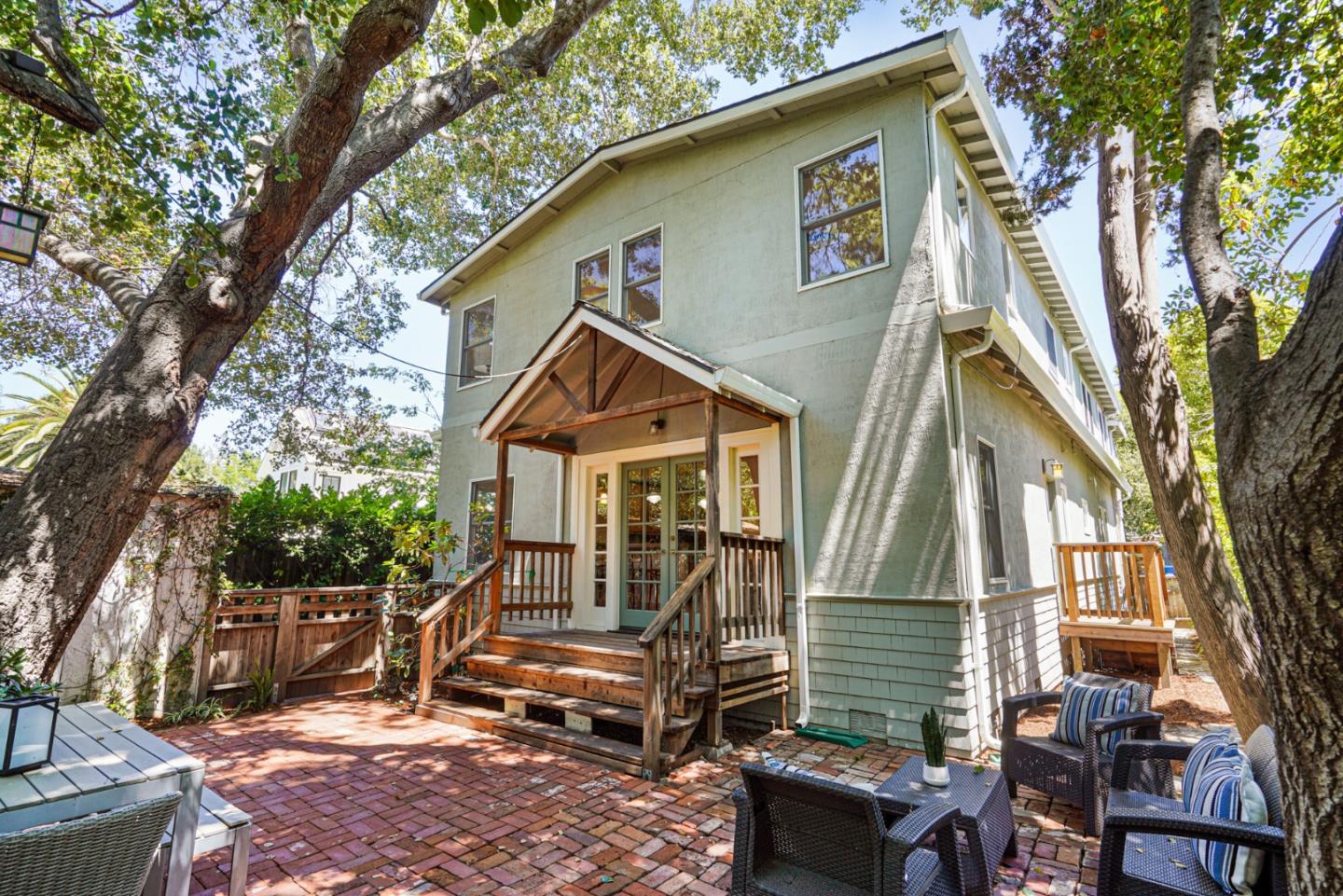 151 Melville Avenue Palo Alto, CA 94301 - Photo 44 of 51 a front view of a house with a yard