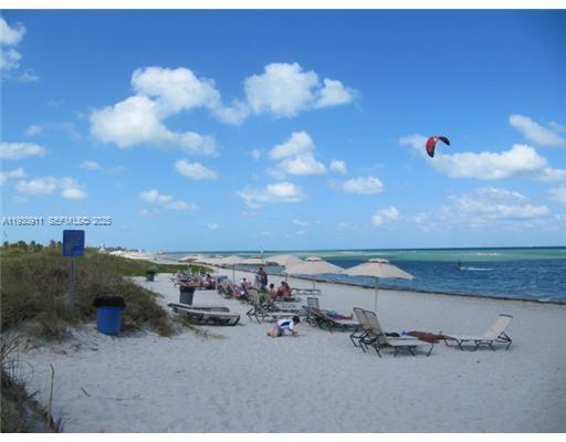 201 Crandon Boulevard, Unit 341 Key Biscayne, FL 33149 - Photo 14 of 25