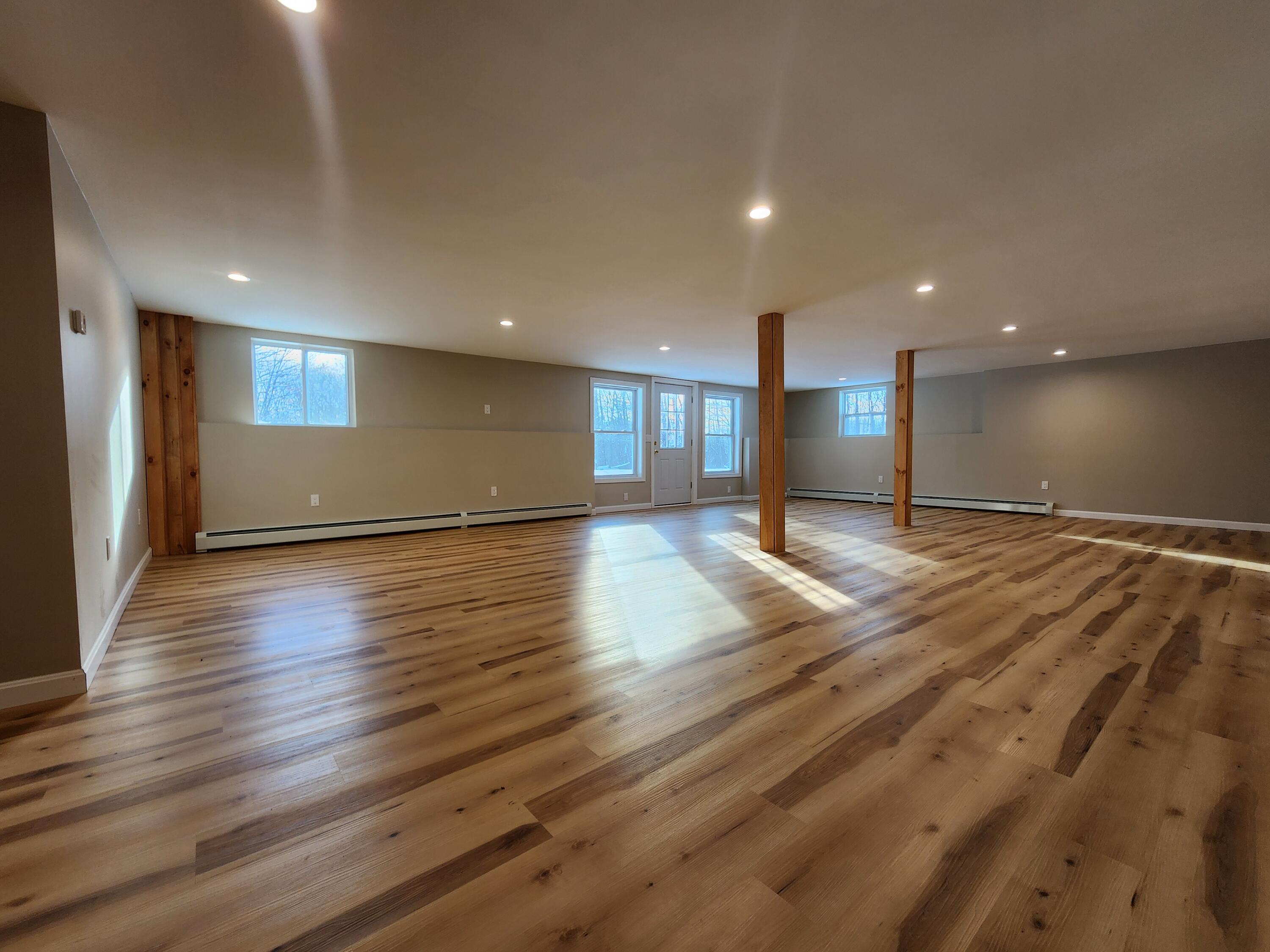 95 North Reynolds Road Winslow, ME 04901 - Photo 29 of 35 Family Room