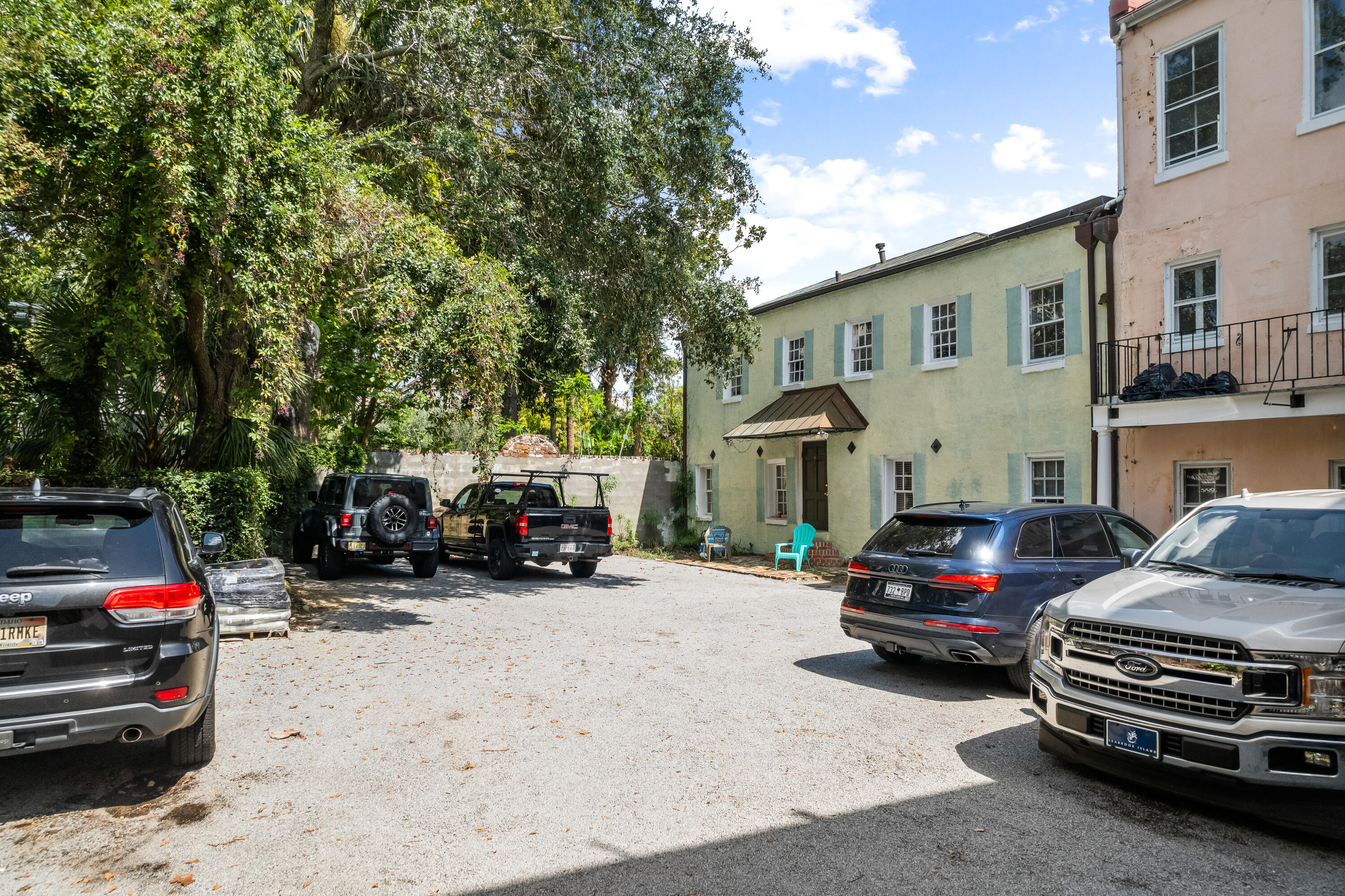 128 Wentworth Street, Unit 5 Charleston, SC 29401 - Photo 5 of 14 128 Wentworth Exterior-6