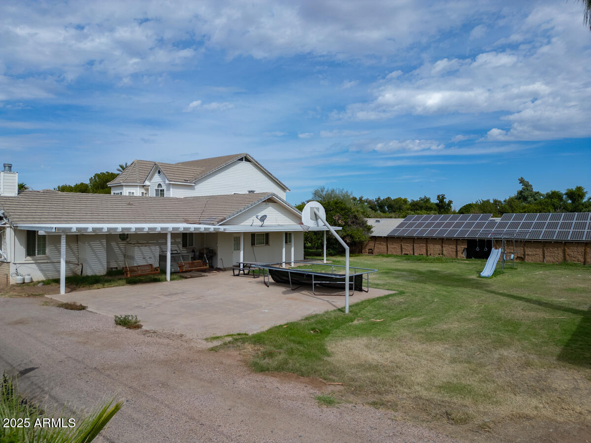 3131 North Gilbert Road, Unit H Mesa, AZ 85203 - Photo 2 of 9 play area 2