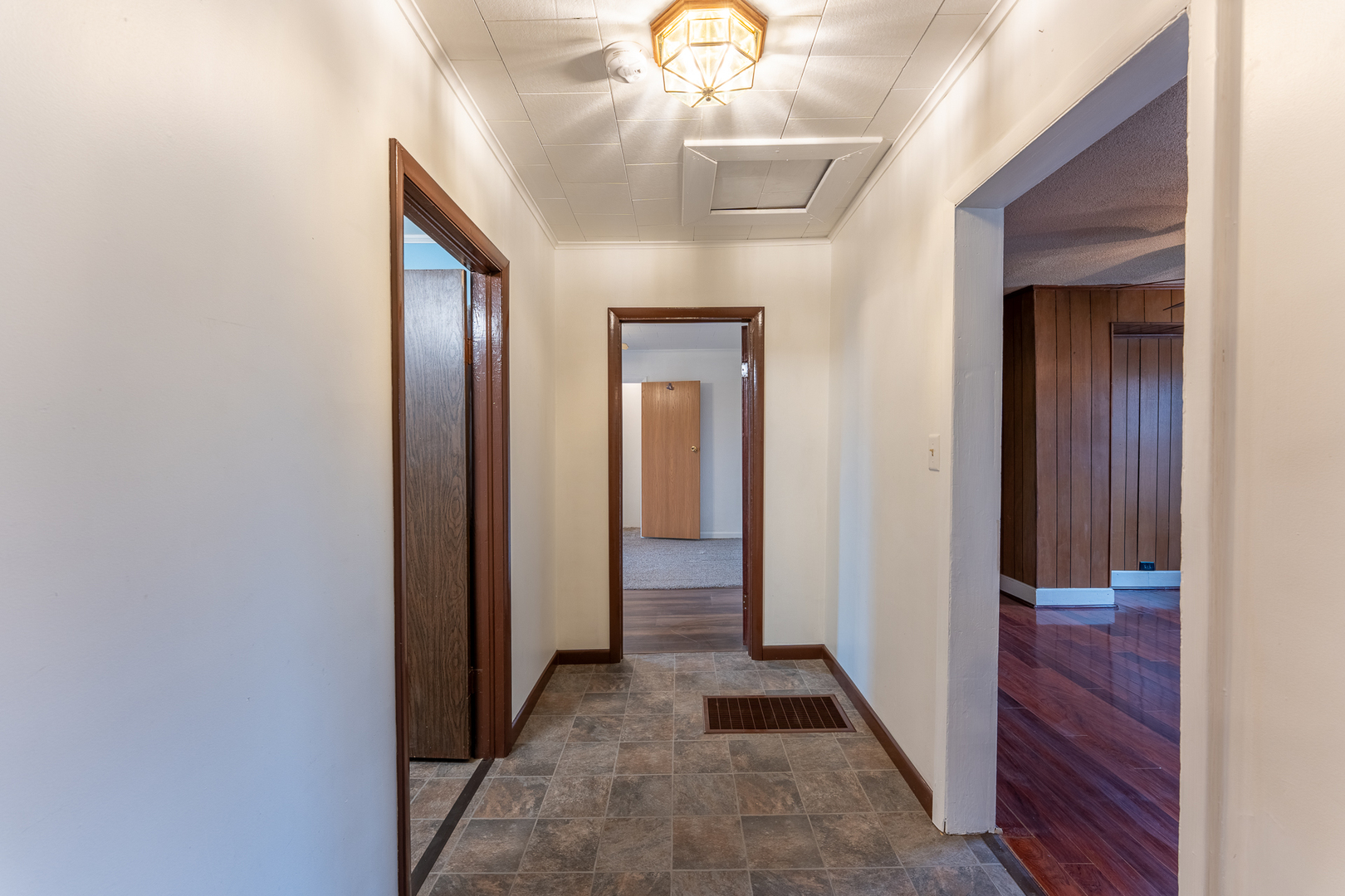 107 Seminary Street Creal Springs, IL 62922 - Photo 20 of 43 a view of a hallway to a bedroom