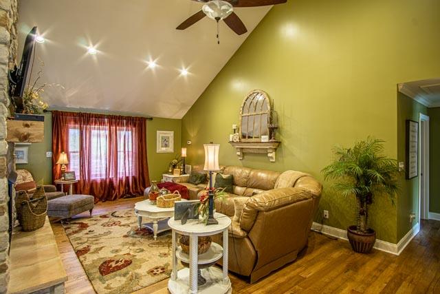 3013 Riverside Springs Drive London, KY 40744 - Photo 3 of 33 DSC05189-HDR