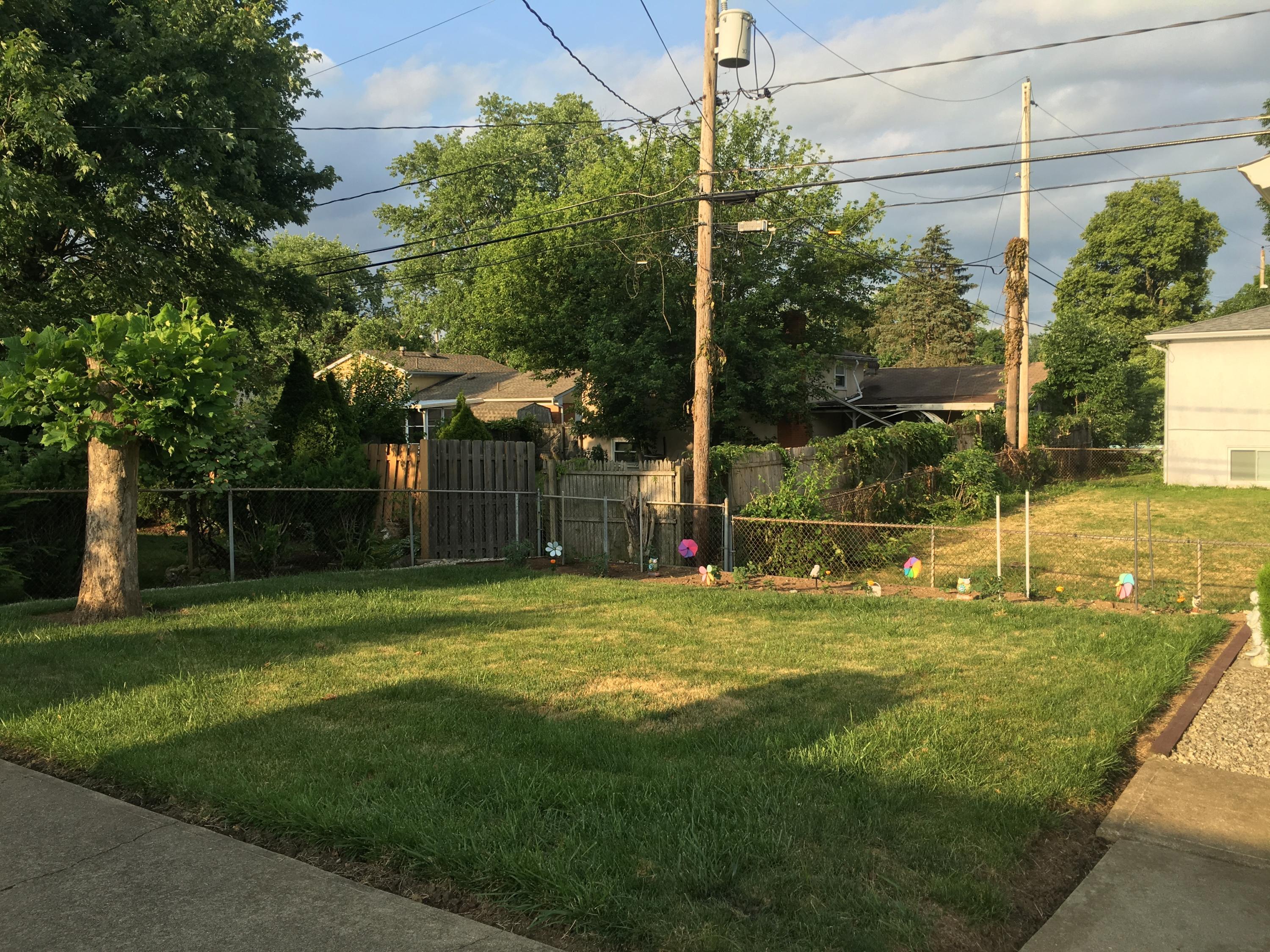 2498 Lipton Road Columbus, OH 43232 - Photo 3 of 35 Gallery Image 3