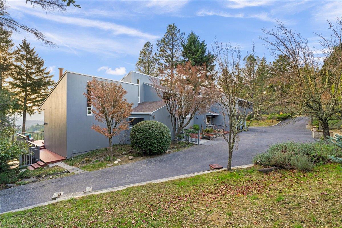 21700 Summit Road Los Gatos, CA 95033 - Photo 3 of 56 Gallery Image 3