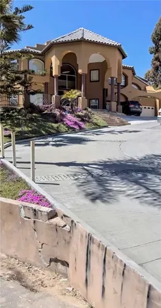 $2,235,000 | 3992 La Cresta Way, Bonita, CA 91902