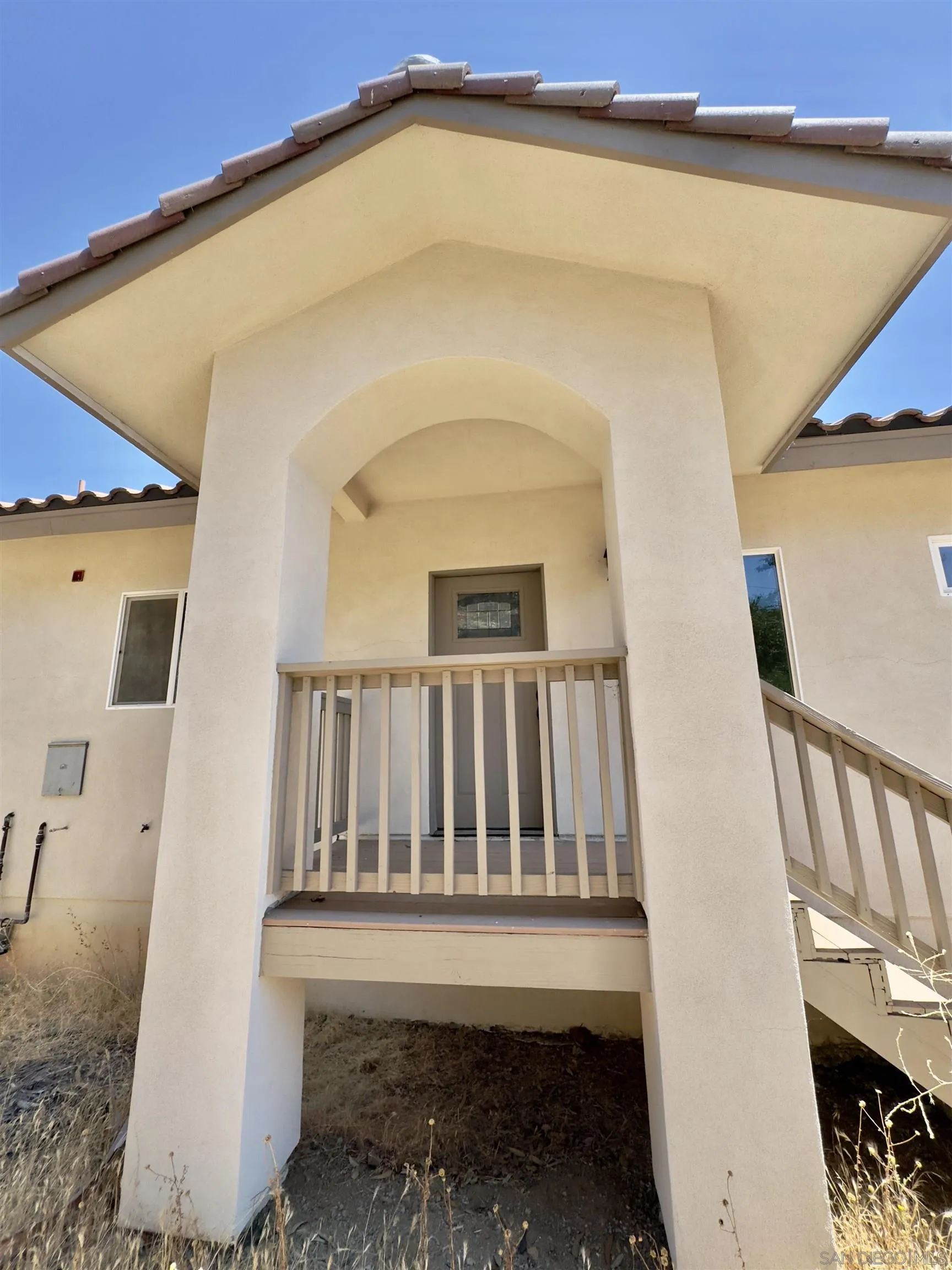11677 Valle Vista Road Lakeside, CA 92040 - Photo 5 of 44 a view of entryway