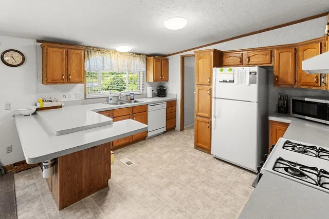 $650,000 | 1669 Ed Klug Road, Franklin, NY 13775