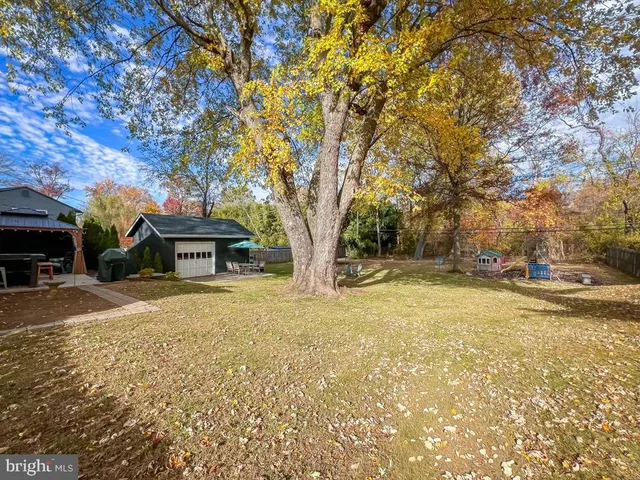 $549,900 | 601 Austin Drive, Fairless Hills, PA 19030